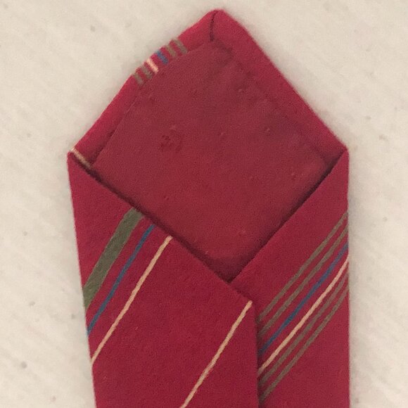 VTG Classic Gucci Designer Necktie 100% Silk Made in Italy Red - Picture 7 of 15